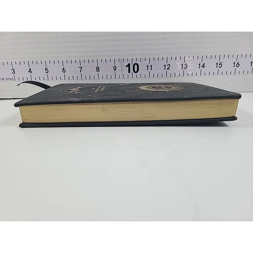Manifestation Gold‎ Foiled Journal 